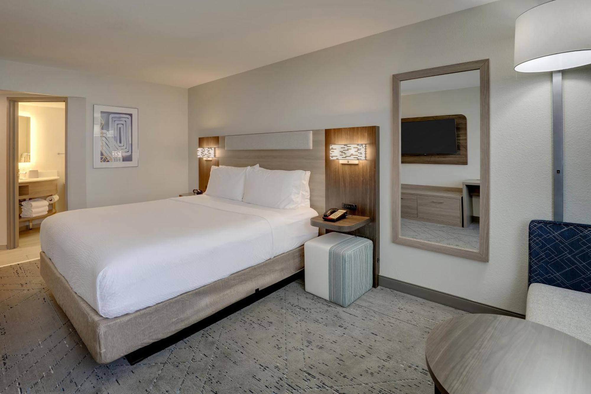Holiday Inn Express Hotel & Suites Branson 76 Central By Ihg Exterior foto